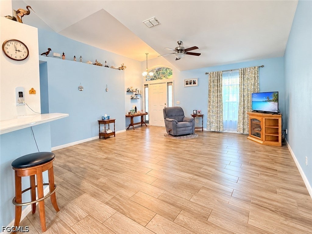 2208 NW 1st Place