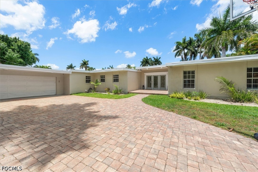 991 Aqua Lane