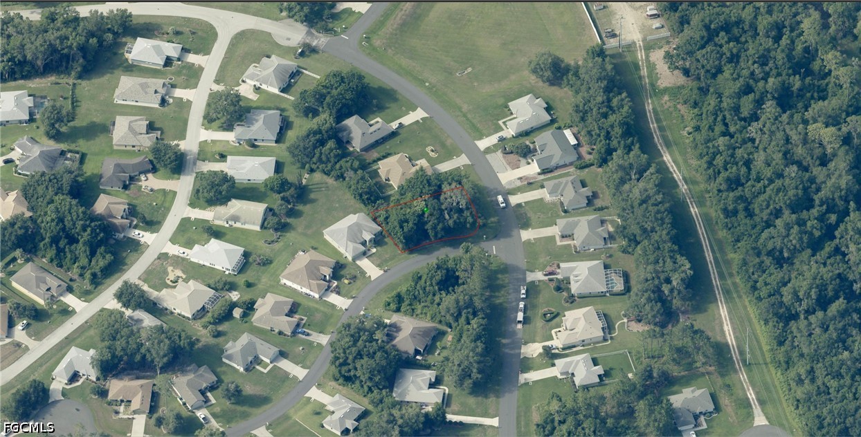 3141 N CANTERBURY LAKE Drive