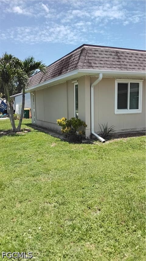 Tiny photo for 18579 Robinson Avenue, Port Charlotte, FL 33948 (MLS # 2026031148)