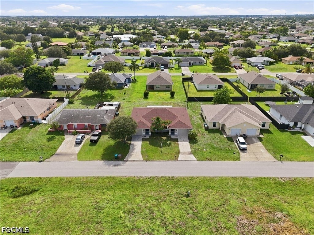 912 SE 6th Court