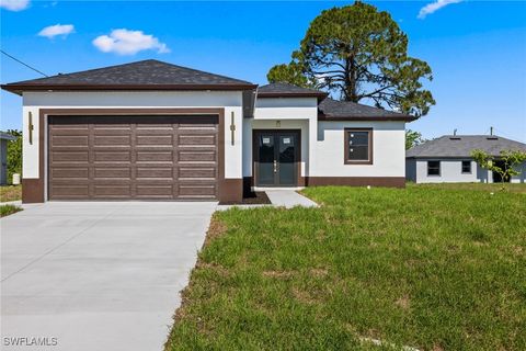 328 Larose Avenue Lehigh Acres FL 33974
