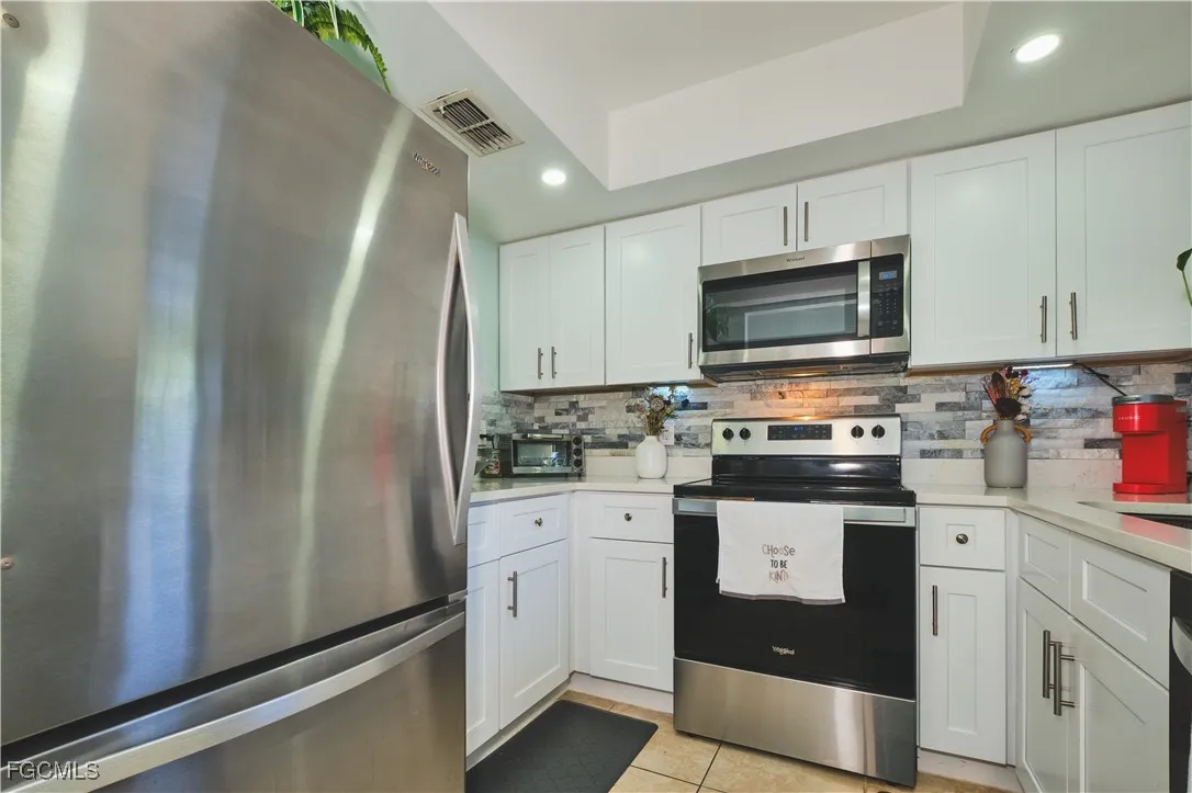 North Fort Myers, Florida 33903, United States, 2 Bedrooms Bedrooms, ,2 BathroomsBathrooms,Residential,Active,249850