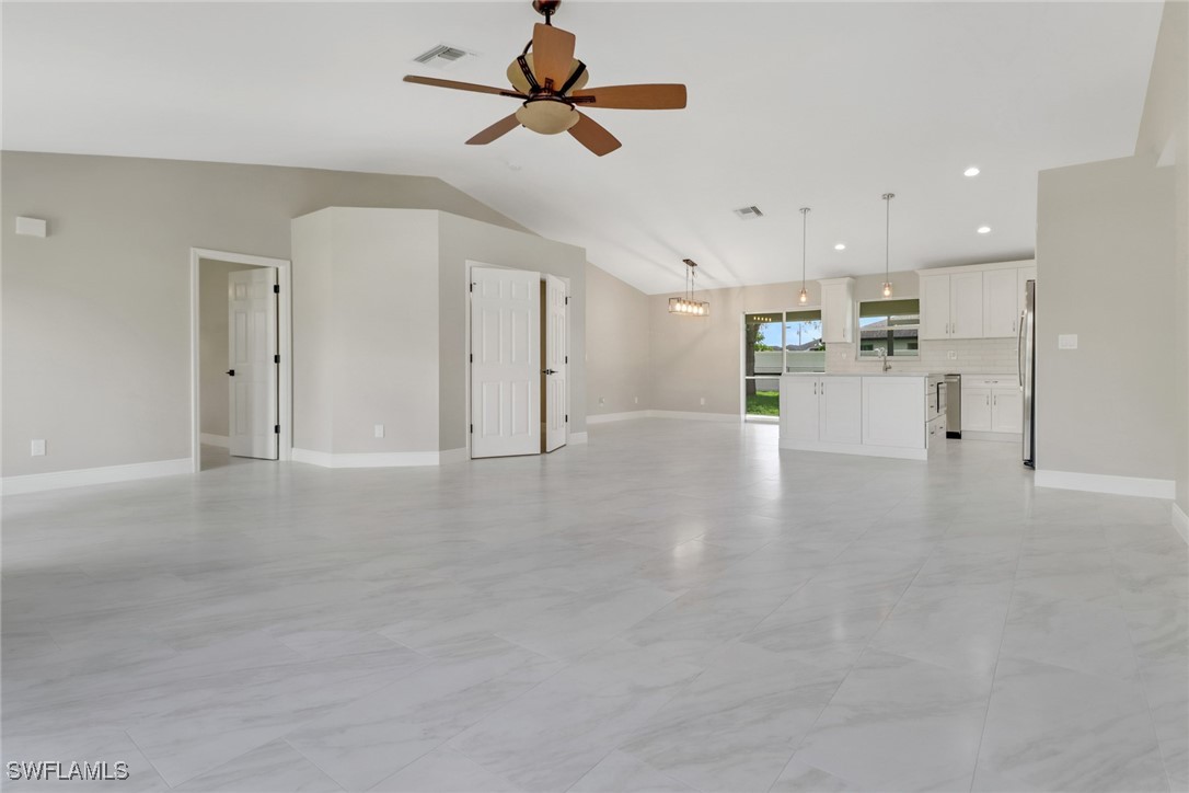 1118 SW 41st Terrace
