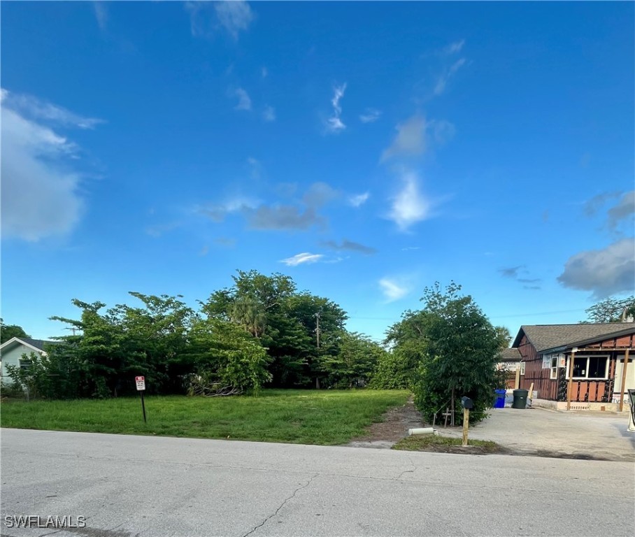 2317 Altamont Avenue