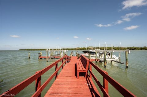 A home in CAPTIVA