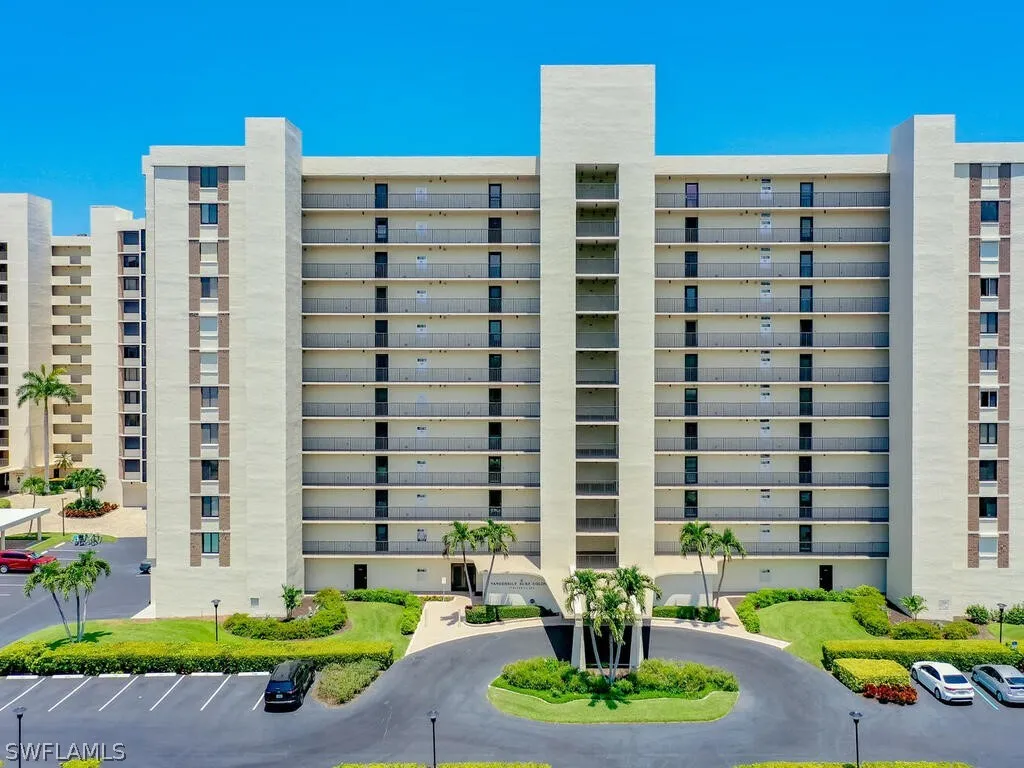 Naples, Florida 34108, United States, 2 Bedrooms Bedrooms, ,2 BathroomsBathrooms,Residential,Active,141805