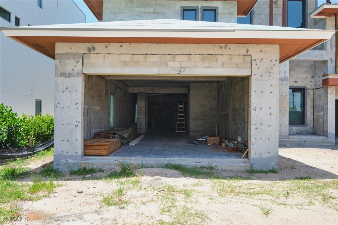 938 San Carlos Drive