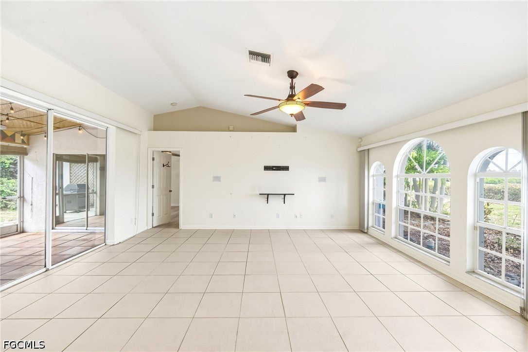 2038 NW 3rd Terrace