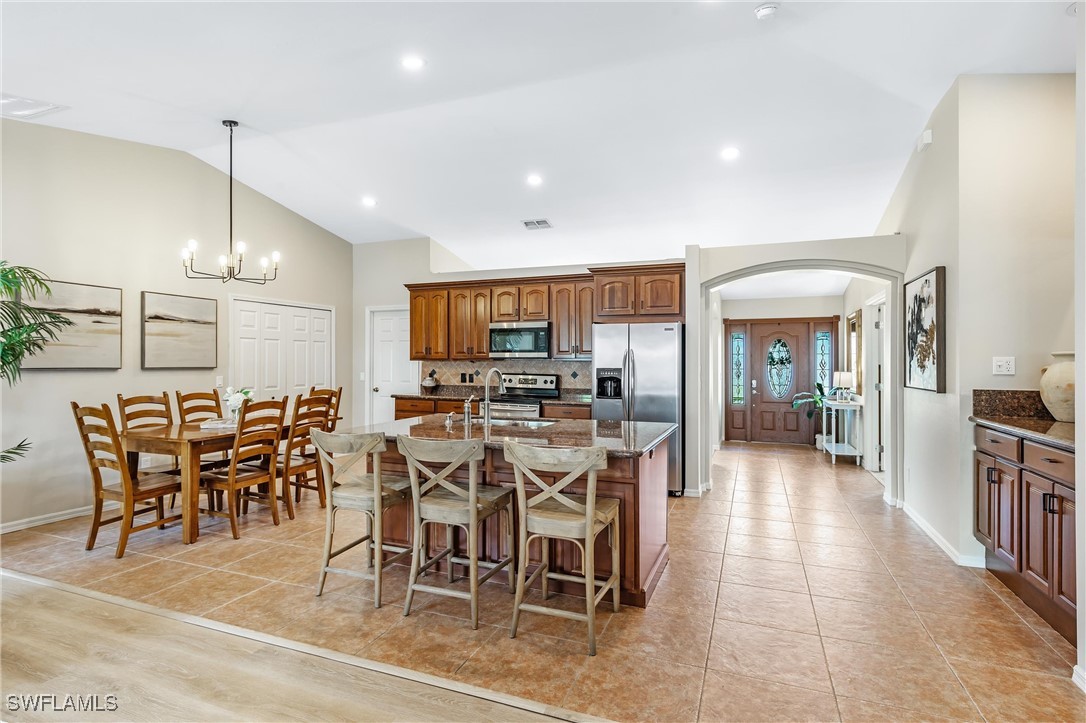 233 SW 43rd Lane