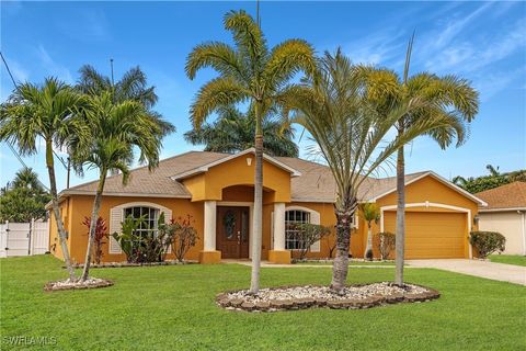 233 SW 43rd Lane Cape Coral FL 33914