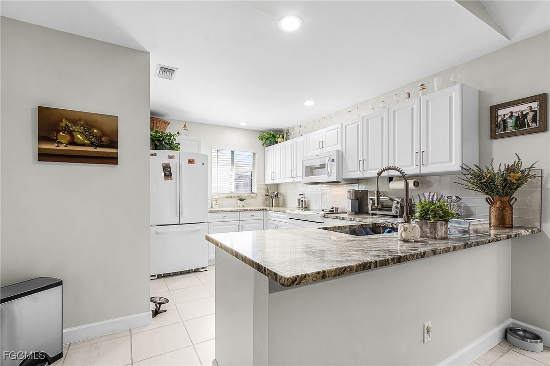 10250 Sandy Hollow Lane