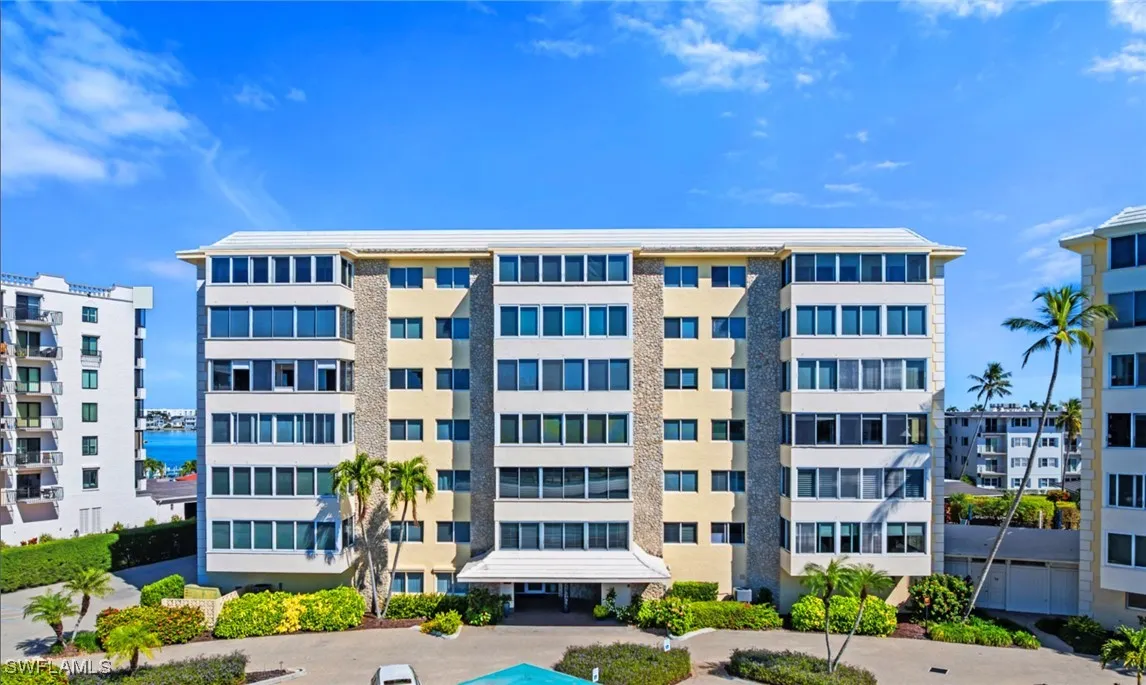 Naples, Florida 34103, United States, 2 Bedrooms Bedrooms, ,2 BathroomsBathrooms,Residential,Active,244773