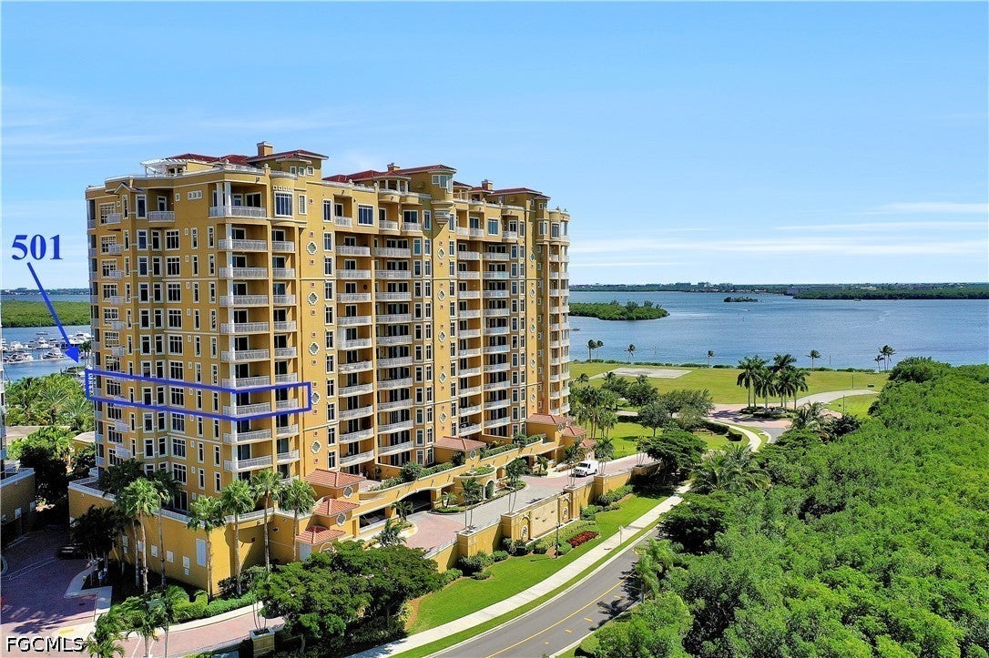 6081 Silver King Boulevard 501