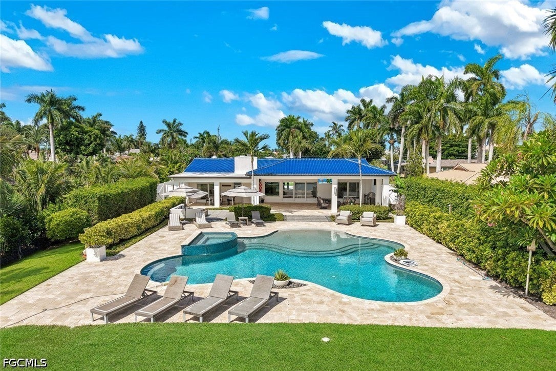 5327 Nautilus Drive