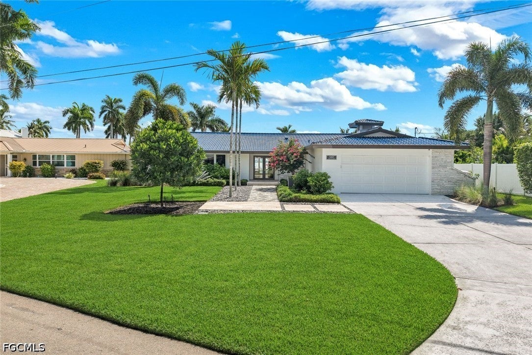 5327 Nautilus Drive
