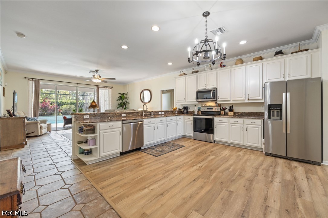 11062 Lakeland Circle