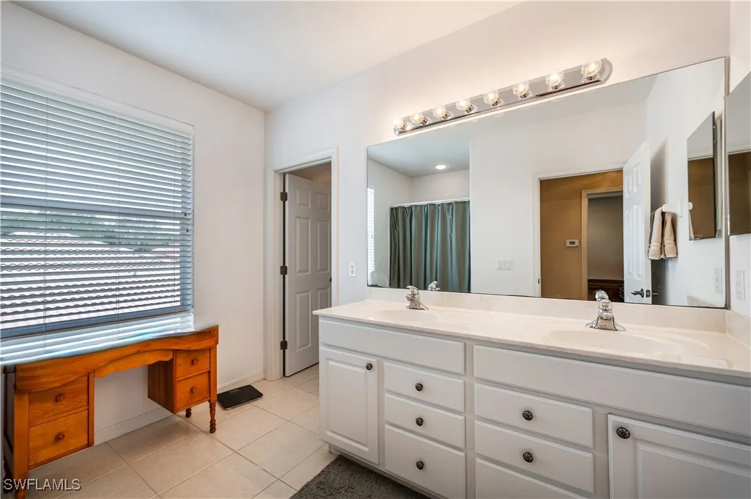 Naples, Florida 34116, United States, 5 Bedrooms Bedrooms, ,4 BathroomsBathrooms,Residential,Active,181411