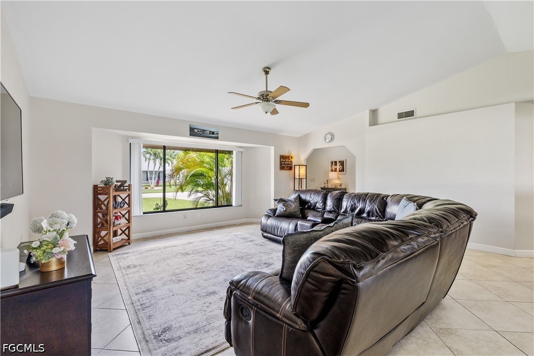 226 SW 44th Terrace