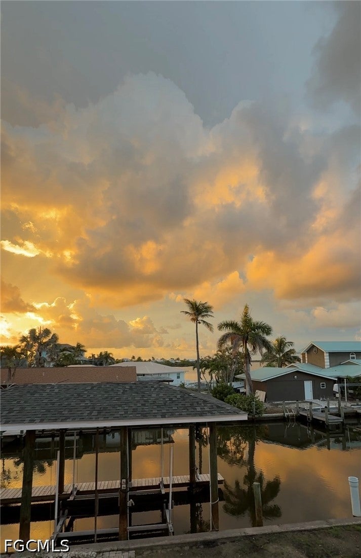 261 Egret Street