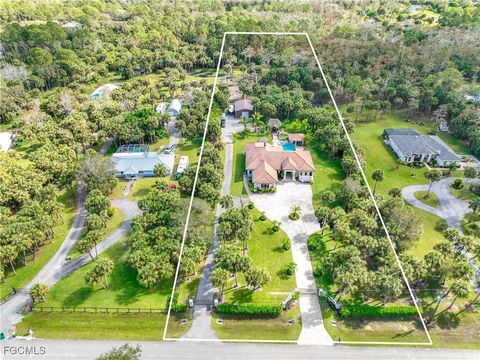 214 9th Street NW Naples FL 34120