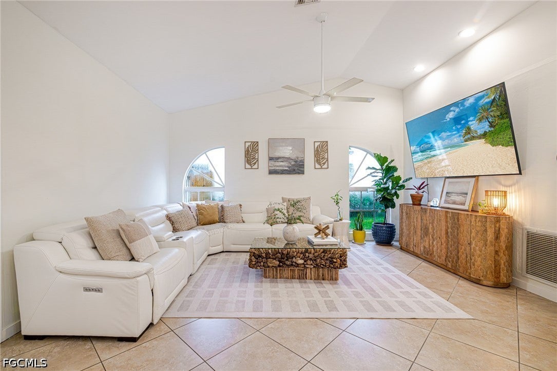 4044 Sawgrass Lane