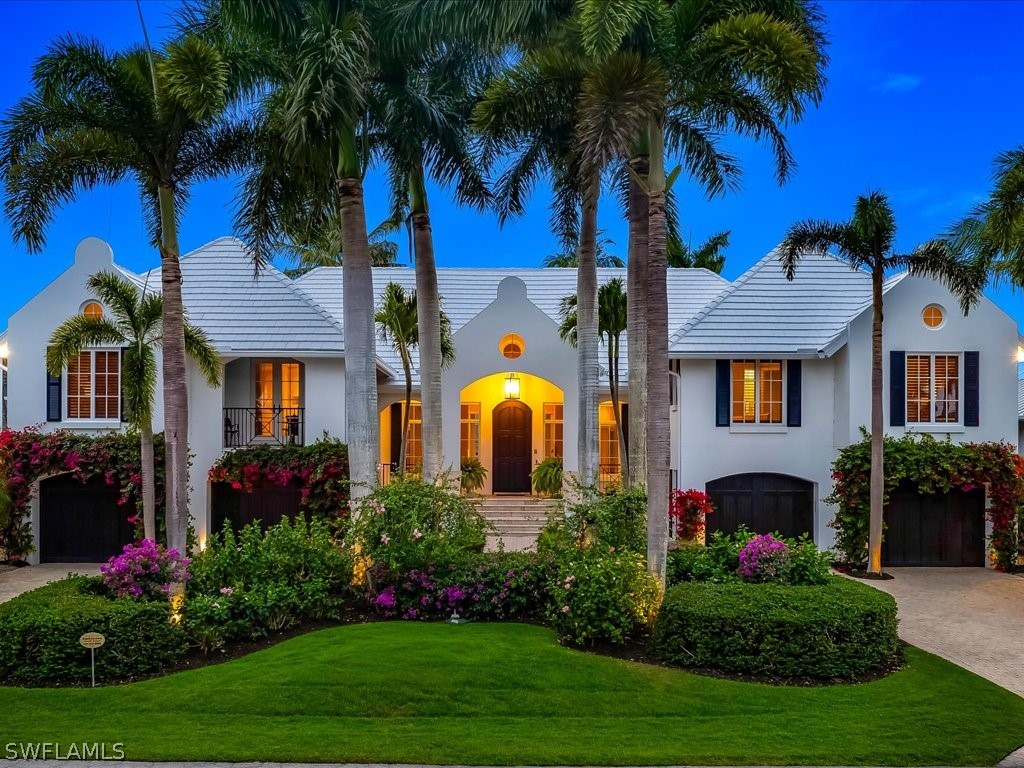 Photo 1 of 50 — 1750 4th Street S, Naples, FL 34102