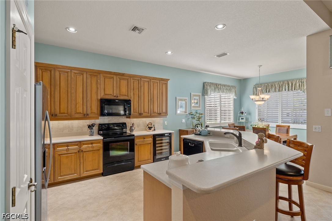 8872 King Henry Court