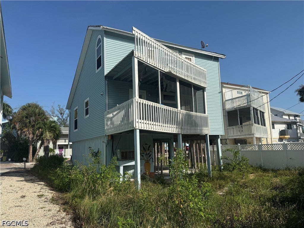 225 Fairweather Lane