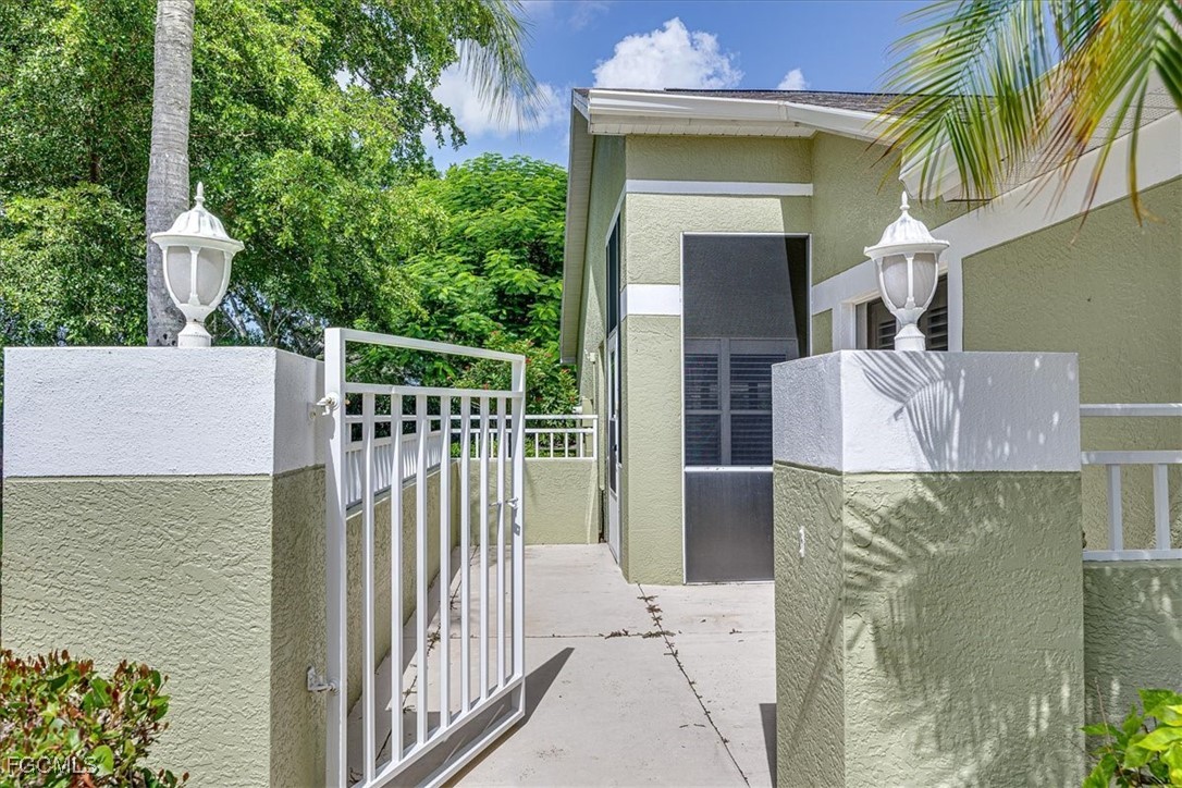 9225 Coral Isle Way