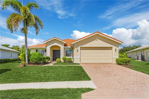 2439 Ashbury Circle Cape Coral FL 33991