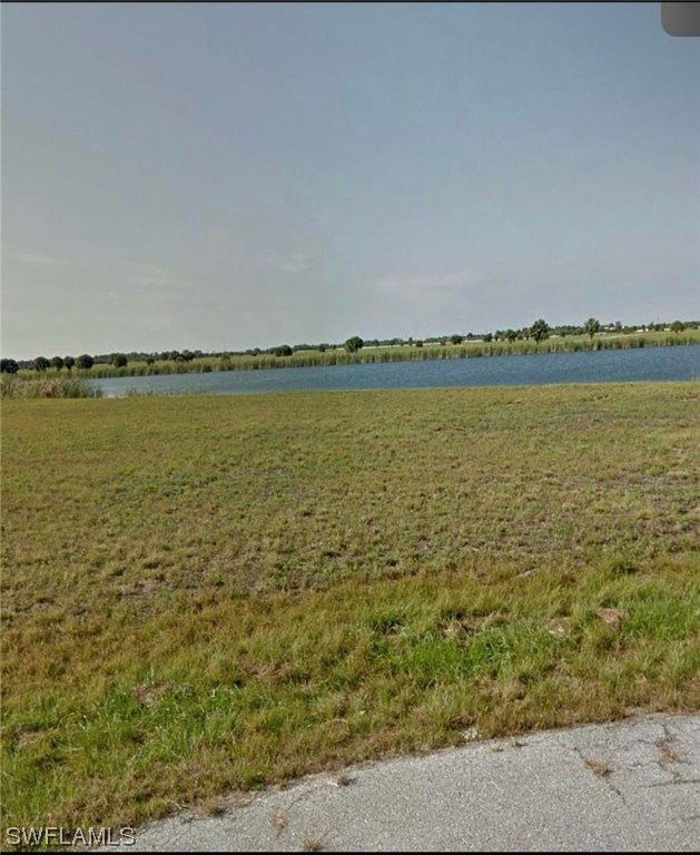 2 Poplar Way