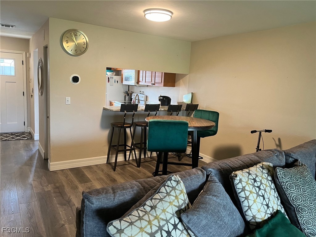 6156 Lake Front Drive