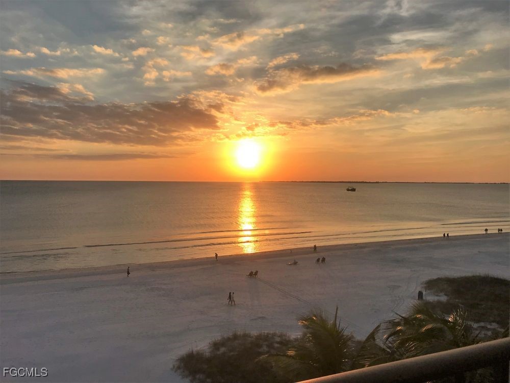 500 Estero Boulevard 195