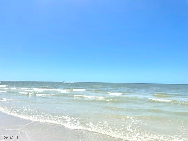 500 Estero Boulevard 195