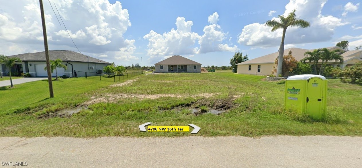 Similar Properties