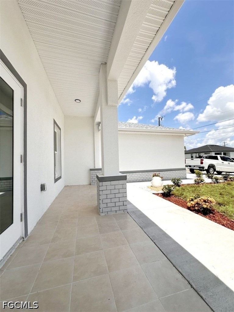 2321 NE 39th Street