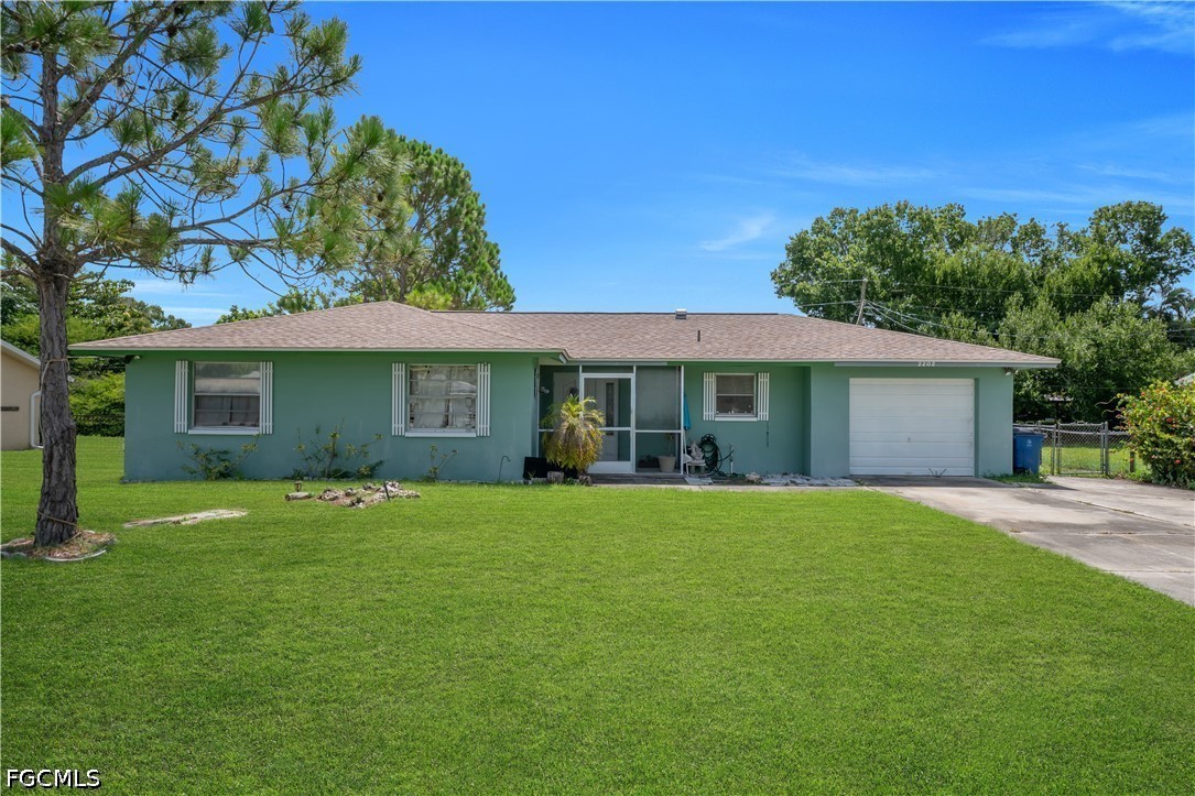 2202 Parkview Drive