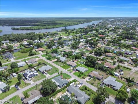 Tiny photo for 2202 Parkview Drive, Fort Myers, FL 33905 (MLS # 2026030771)