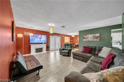 Tiny photo for 2202 Parkview Drive, Fort Myers, FL 33905 (MLS # 2026030771)