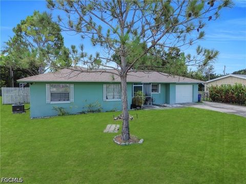 Tiny photo for 2202 Parkview Drive, Fort Myers, FL 33905 (MLS # 2026030771)