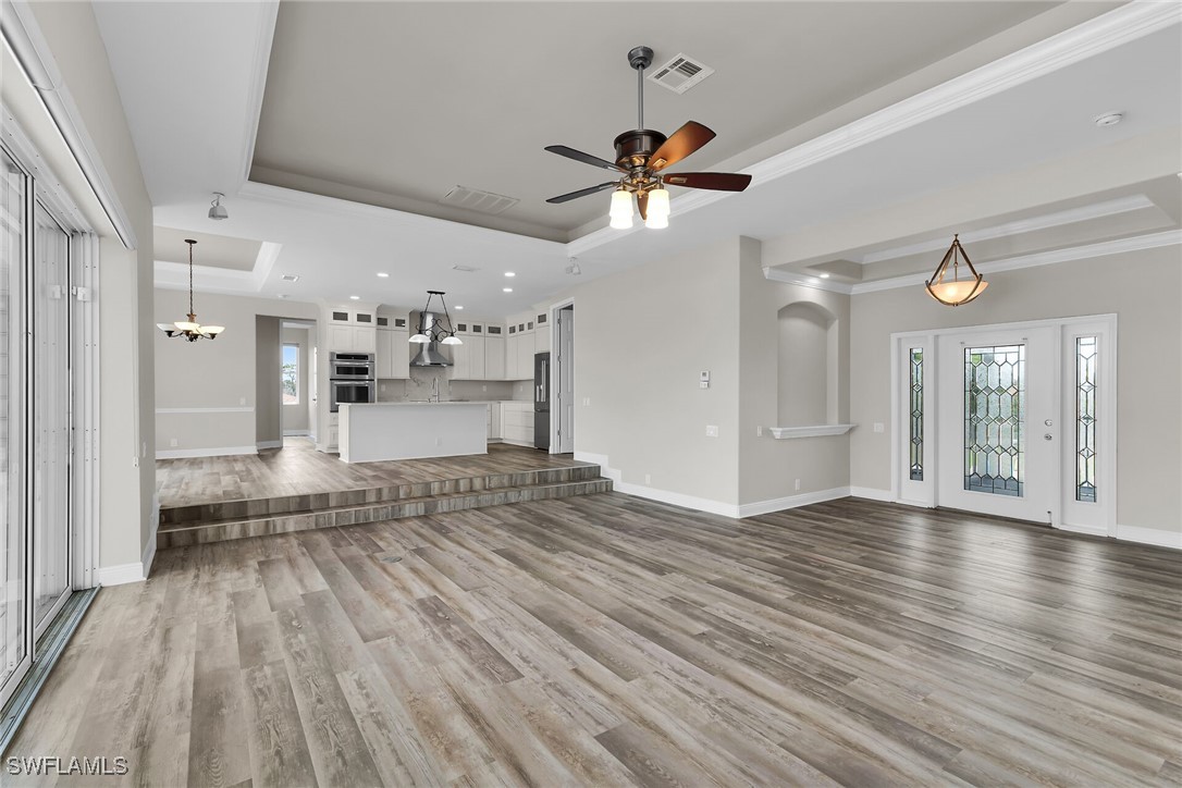 4975 Mederia Lane