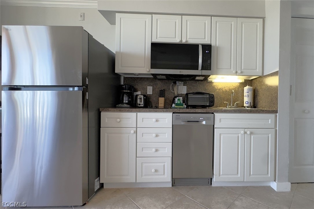 510 Estero Boulevard 304