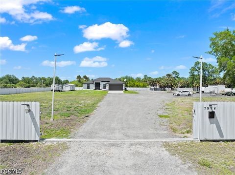 Photo of 7978 23rd Place, Labelle, FL 33935 (MLS # 2026018275)