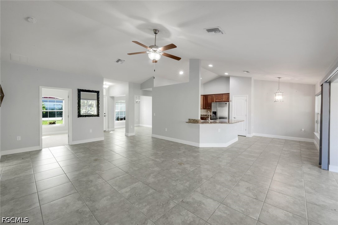 455 Bowman Terrace