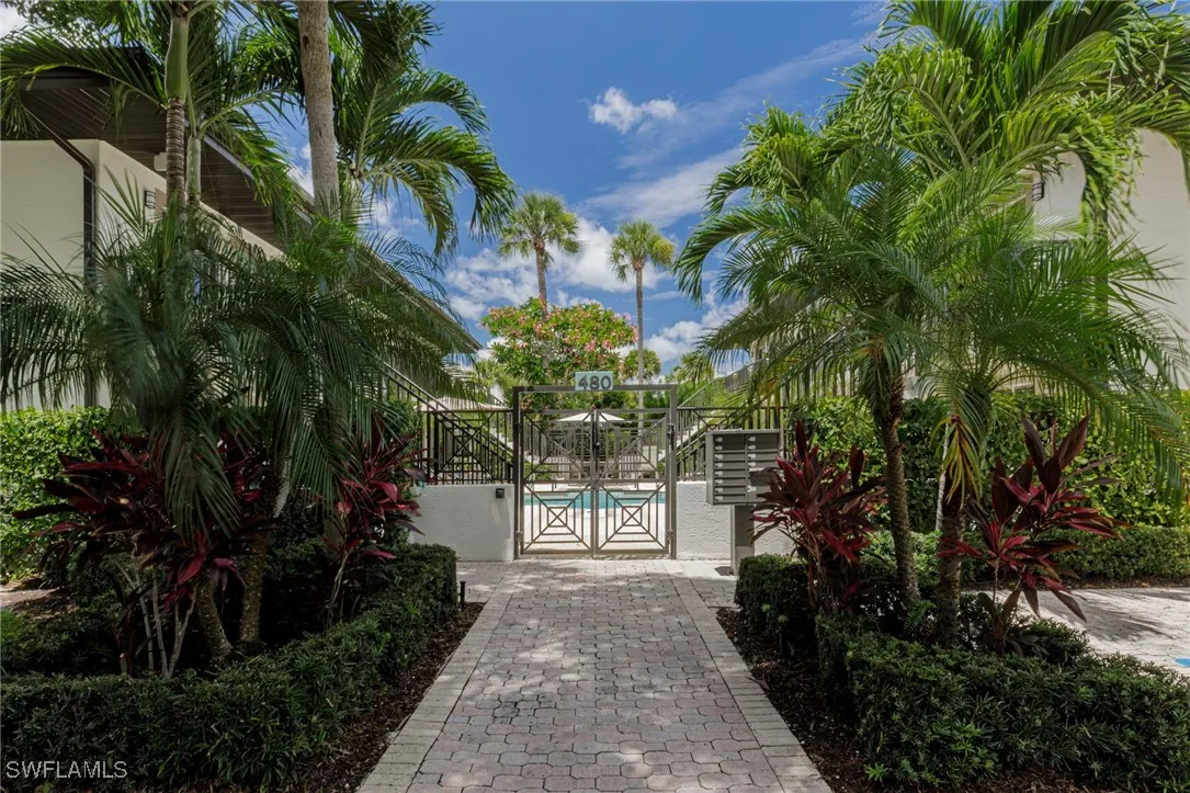 Naples, Florida 34102, United States, 1 Bedroom Bedrooms, ,1 BathroomBathrooms,Residential,Active,164772