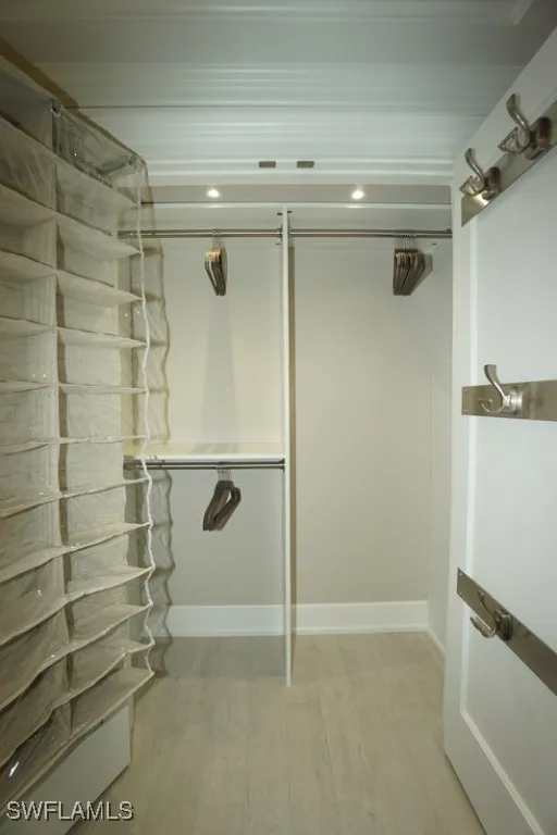 Naples, Florida 34102, United States, 1 Bedroom Bedrooms, ,1 BathroomBathrooms,Residential,Active,164772