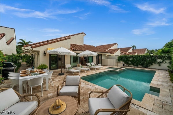 809 SAND POINTE DR # 4, NAPLES, FL 34108 - Image 8cb0b2a2e7ef59a1da63e0fa97a6f1b7/3944382717