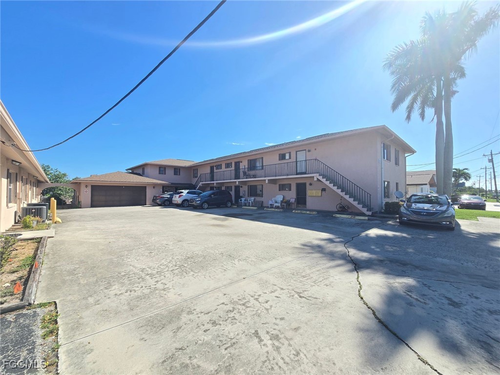 1215-1221 SE 46th Lane
