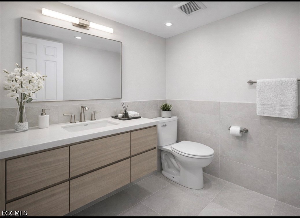 Fort Myers, Florida, 33908, United States, 5 Bedrooms Bedrooms, ,5 BathroomsBathrooms,Residential,Active,2020771